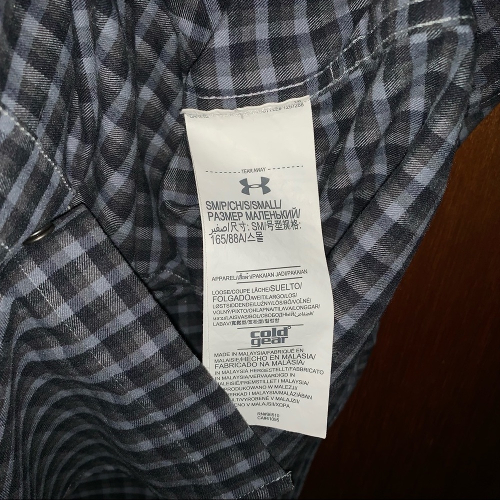 Men’s Small (S) UNDER ARMOUR ColdGear THREADBORNE Black Gray Insulated Shirt NEW - Picture 13 of 15
